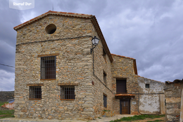 Fachada de la casa rural La Hija del Emir