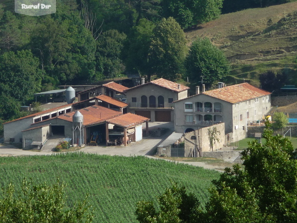 La Batllia - vista general de la casa rural La Batllia