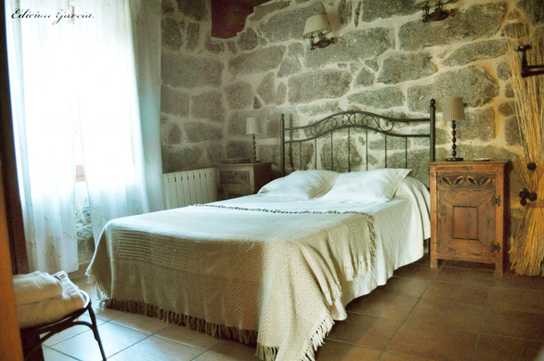 habitación de matrimonio de la casa rural El Mirador del Alberche 1