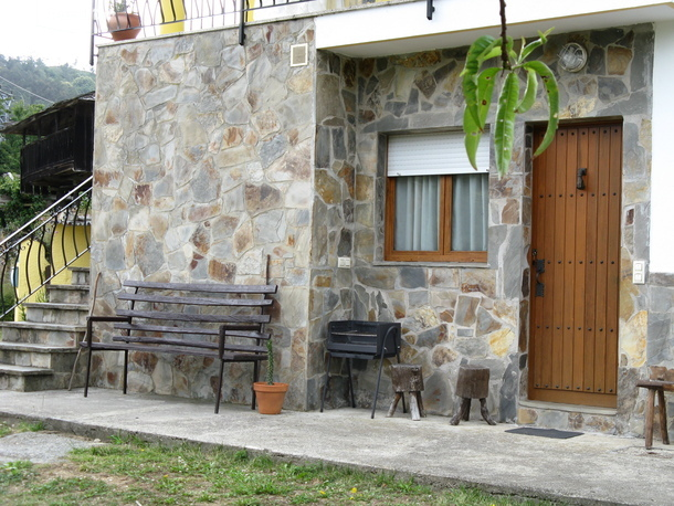 Entrada apartamento de 2 plazas de la casa rural Apartamentos Rurales Casa El Caminero