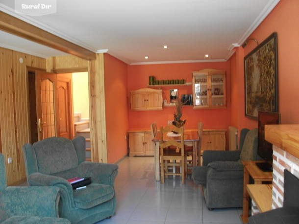 Salón comedor de la casa rural Cañón de Río Lobos I