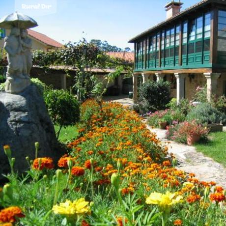 Galería jardín de la casa rural Casa de Marcelo