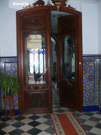 ENTRADA de la casa rural Casa Palacete Marques de Greñina