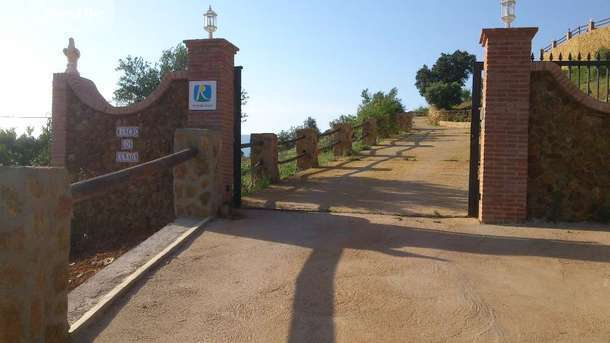 Entrada a la finca de la casa rural Casa Rural Rancho Los Cuñaos