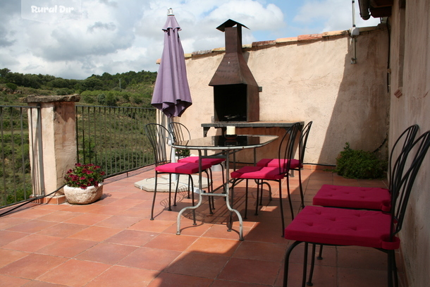 terraza casa 6 plazas  de la casa rural Casa Leandron