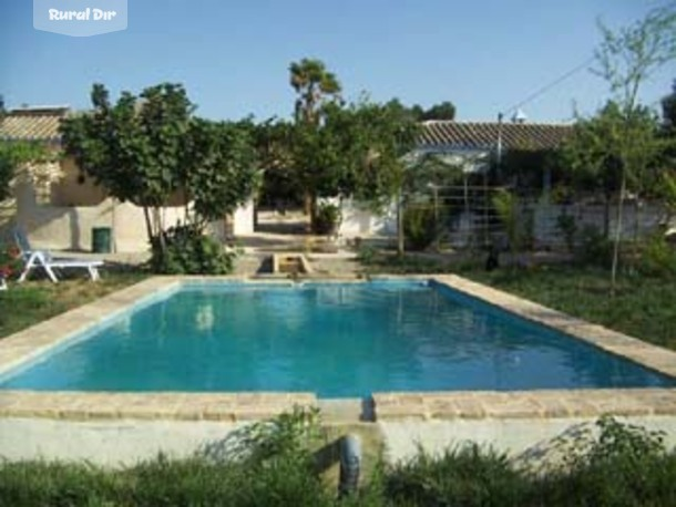 LA PISCINA de la casa rural Cortijo matacaliente