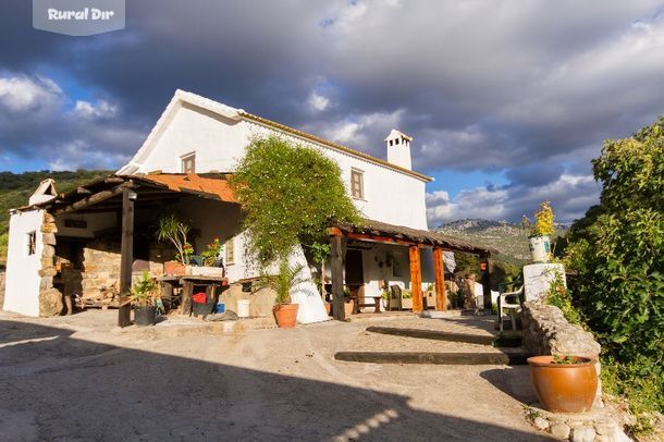 Fachada de la casa rural Finca El Huertezuelo