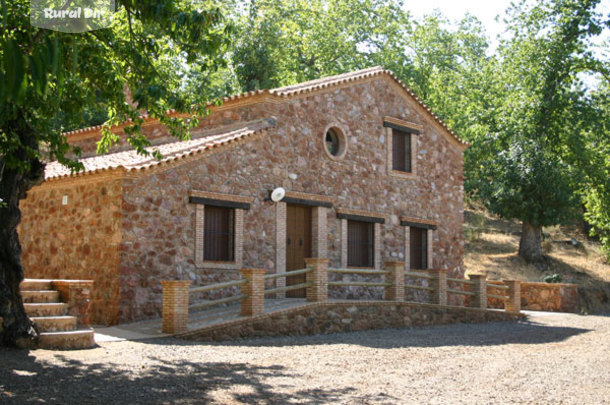 Fachada de la casa rural Casas rurales Finca El Tornero