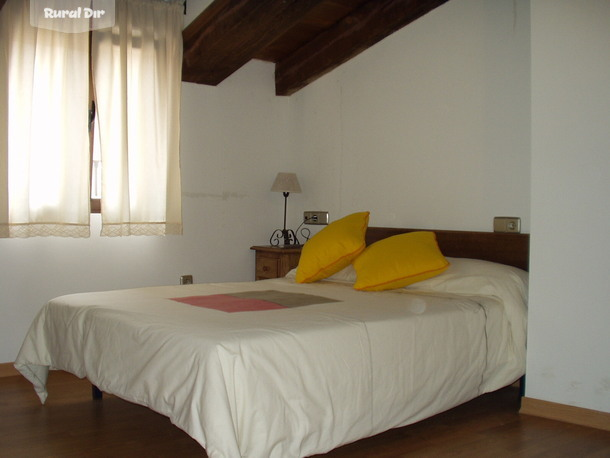 Dormitorio de la casa rural C. El Rondadero