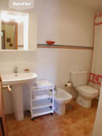 Baño completo de la casa rural Casa Blanca