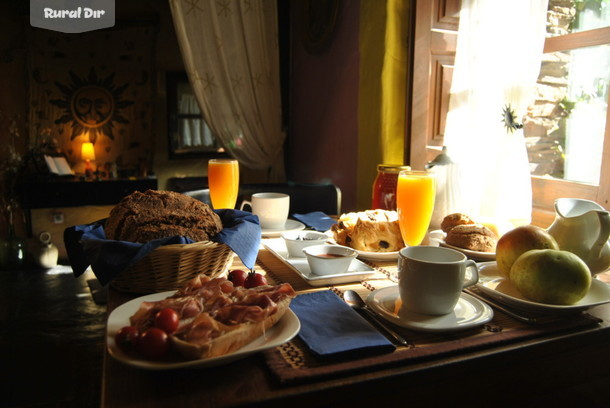 Desayuno casero de la casa rural La casa del sol