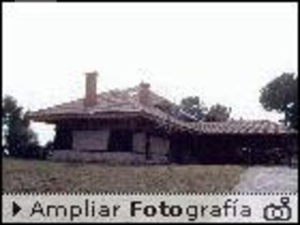 Fachada de la casa rural C. Casita de la Reserva