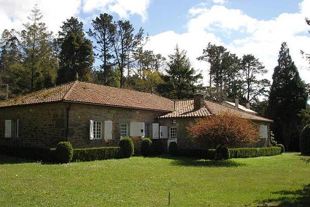 Casa del siglo XIX con horreo. de la casa rural Casa del siglo XIX con horreo.