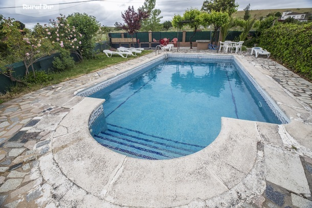 Piscina de la casa rural Casa Rural El Carmen 