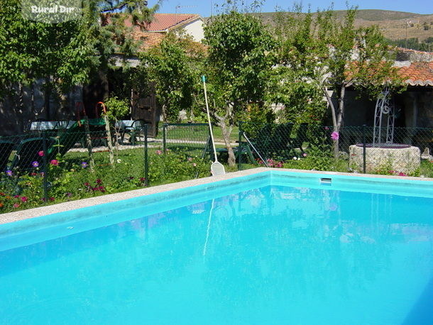 Piscina de la casa rural C. del Pradillo