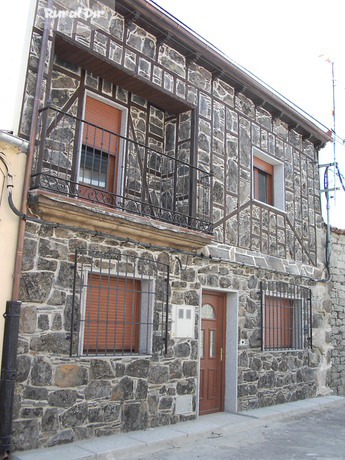 FACHADA de la casa rural El portal de la sierra de francia