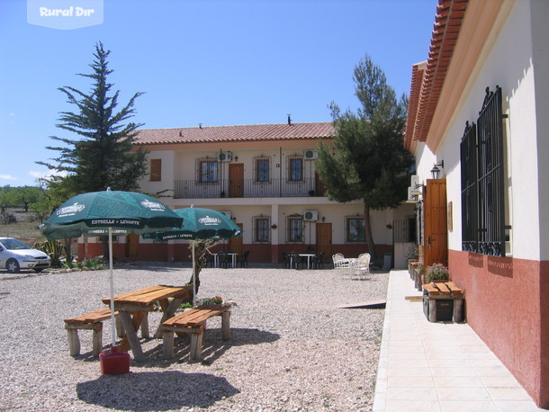 Fachada de la casa rural Cortijo La Estrella