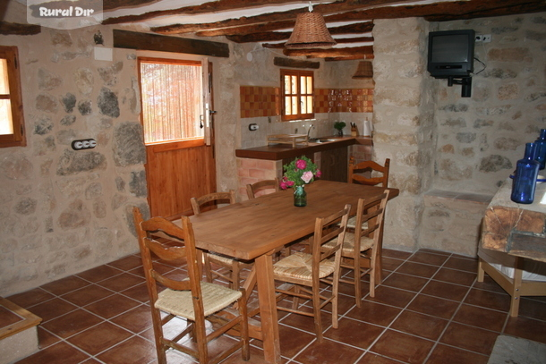 Comedor de la casa rural Mas de l´Acordió