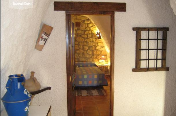 Dormitorio de la casa rural Casa-Cueva La Tarquina