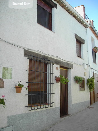 Entrada de la casa rural Mirador de la luna iv