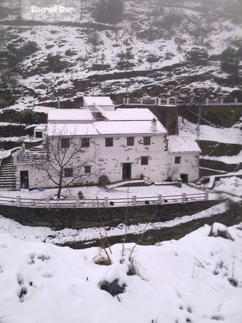 Nieve de la casa rural Cortijo Rural El Molino de Laroya