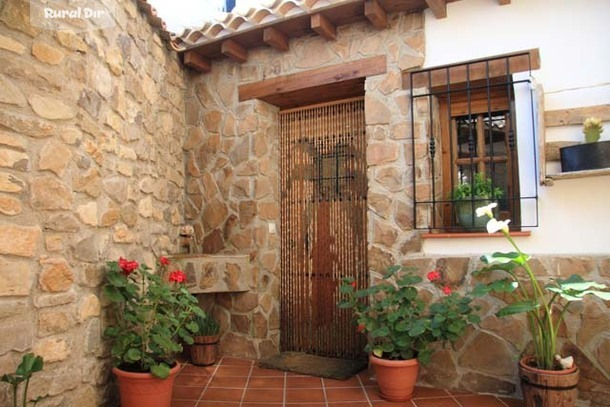 fachada de la casa rural Cortijo El Plantio