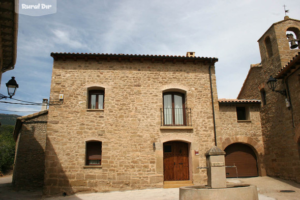 Fachada de la casa rural Casa Lerín