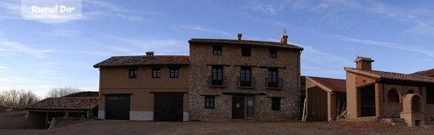 fachada de la casa rural Casa Rural La Deshilla