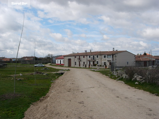 Fachada de la casa rural Las Virtudes  III