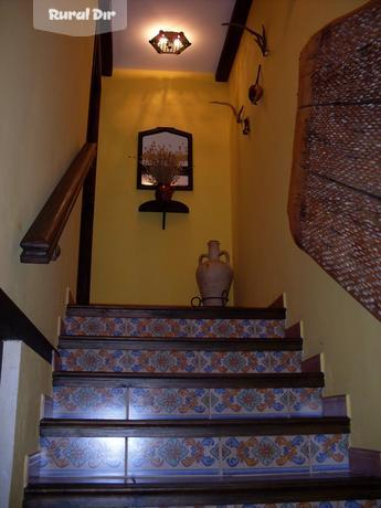 Escaleras de la casa rural Casa El Rincón de Pascual