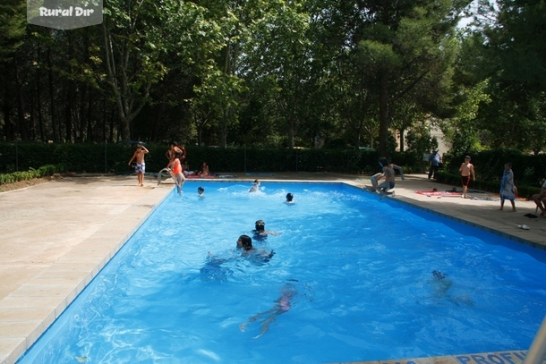 Piscina casa rural Atalaya de la casa rural Granja escuela Atalaya de Alcaraz