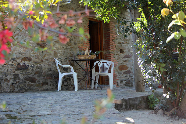 porche de la casa rural Sierra Jiniebro