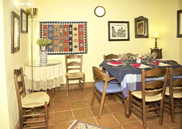 comedor de la casa rural Posada del Fresno