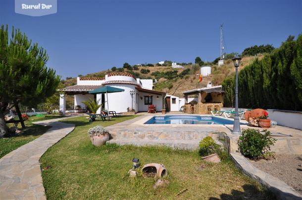 jardin de la casa rural Villa lolona