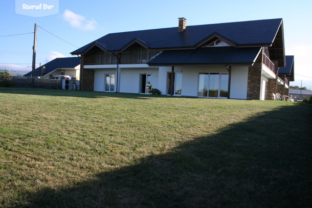 Finca de 1800 m2 de la actividad rural Alojamiento Rural en El Franco (Occidente de Asturias)